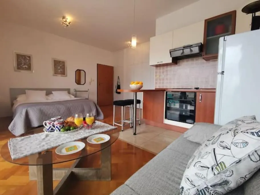 Apartment Maia'S Beach Studio Znjan Split